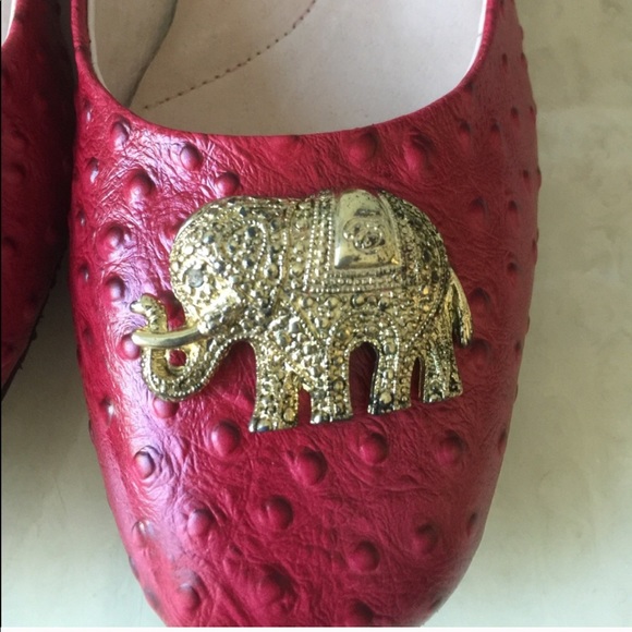 Elephant Brooch Leather Flats - Picture 5 of 5